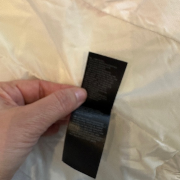 The North Face Women's White Jacket large puffer zip closure & pockets - Picture 9 of 15